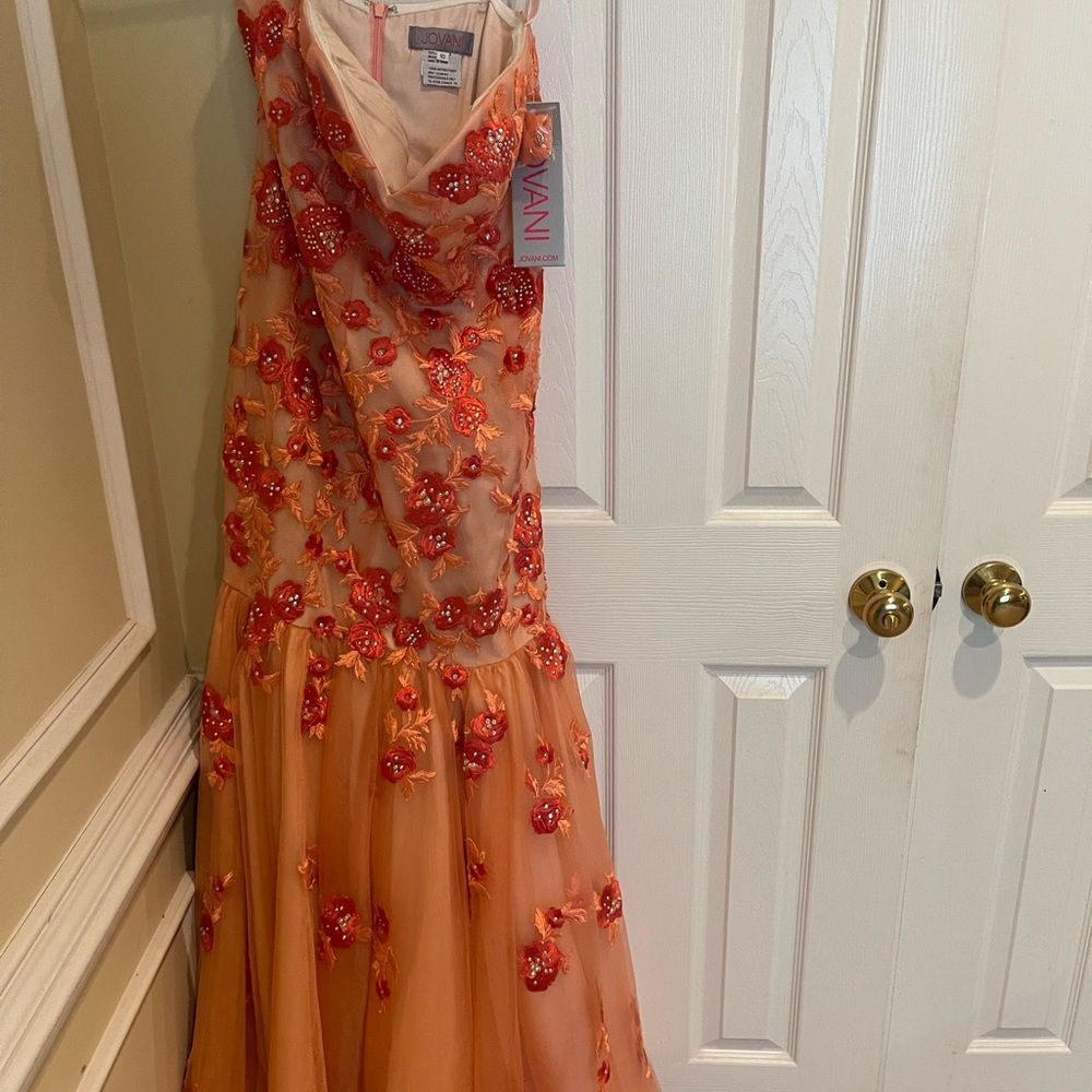 This is brand new with tags